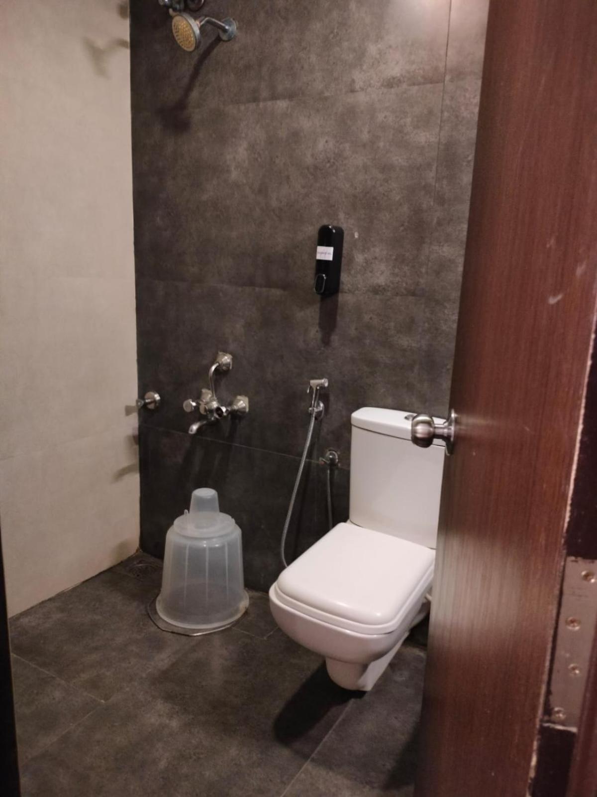 Astra Hotels & Suites - Hsr Layout Sector 1, Near Ecospace Bellandur بنغالور المظهر الخارجي الصورة