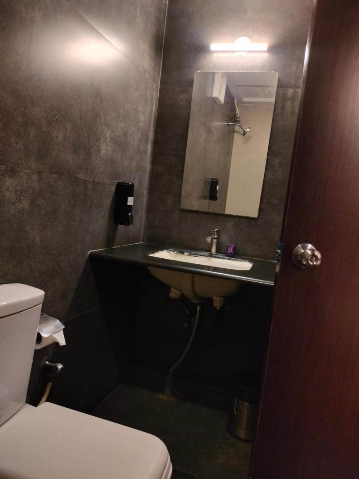 Astra Hotels & Suites - Hsr Layout Sector 1, Near Ecospace Bellandur بنغالور المظهر الخارجي الصورة